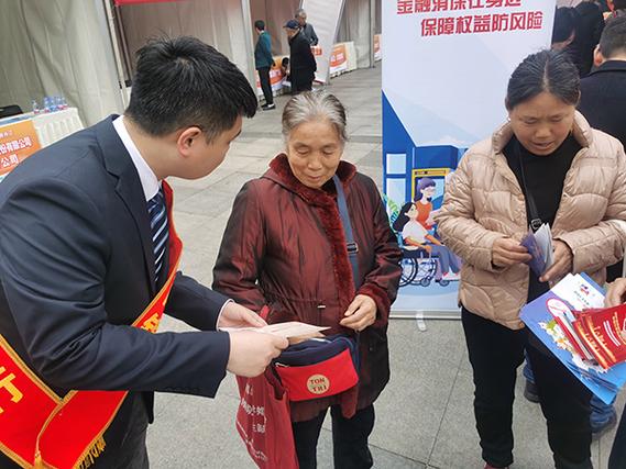 警惕！多地证监局曝光258家非法场外配资平台，违法必究
