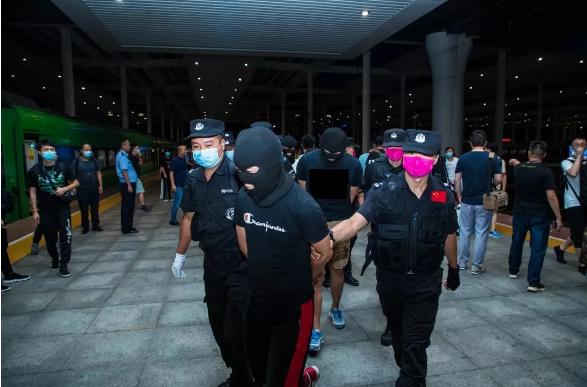  10倍杠杆炒股平台骗局 _十倍杠杆炒股_杭州荐股诈骗团伙 