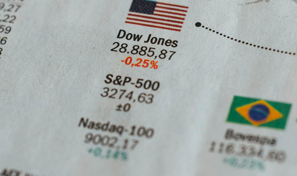 配资炒股配资投资：成股东享增值或因公司经营致亏损？