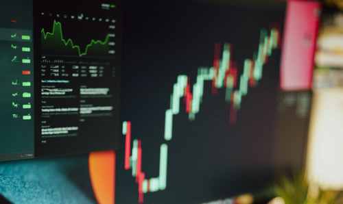 期货开户鑫东财配资靠谱吗？专业服务与避坑指南全解析