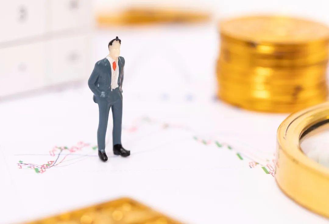 配资世界门户：监管严打场外配资，投资者如何避坑？